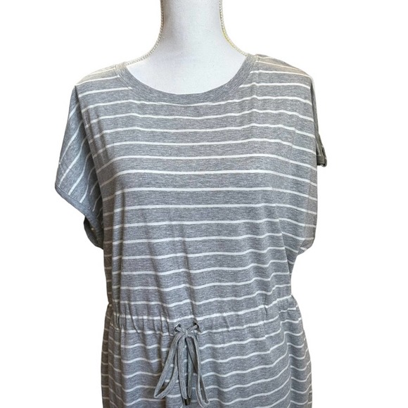 Rafaella - Short Sleeve Drawstring Waist Dress, Gray and white, size XL - Picture 11 of 11
